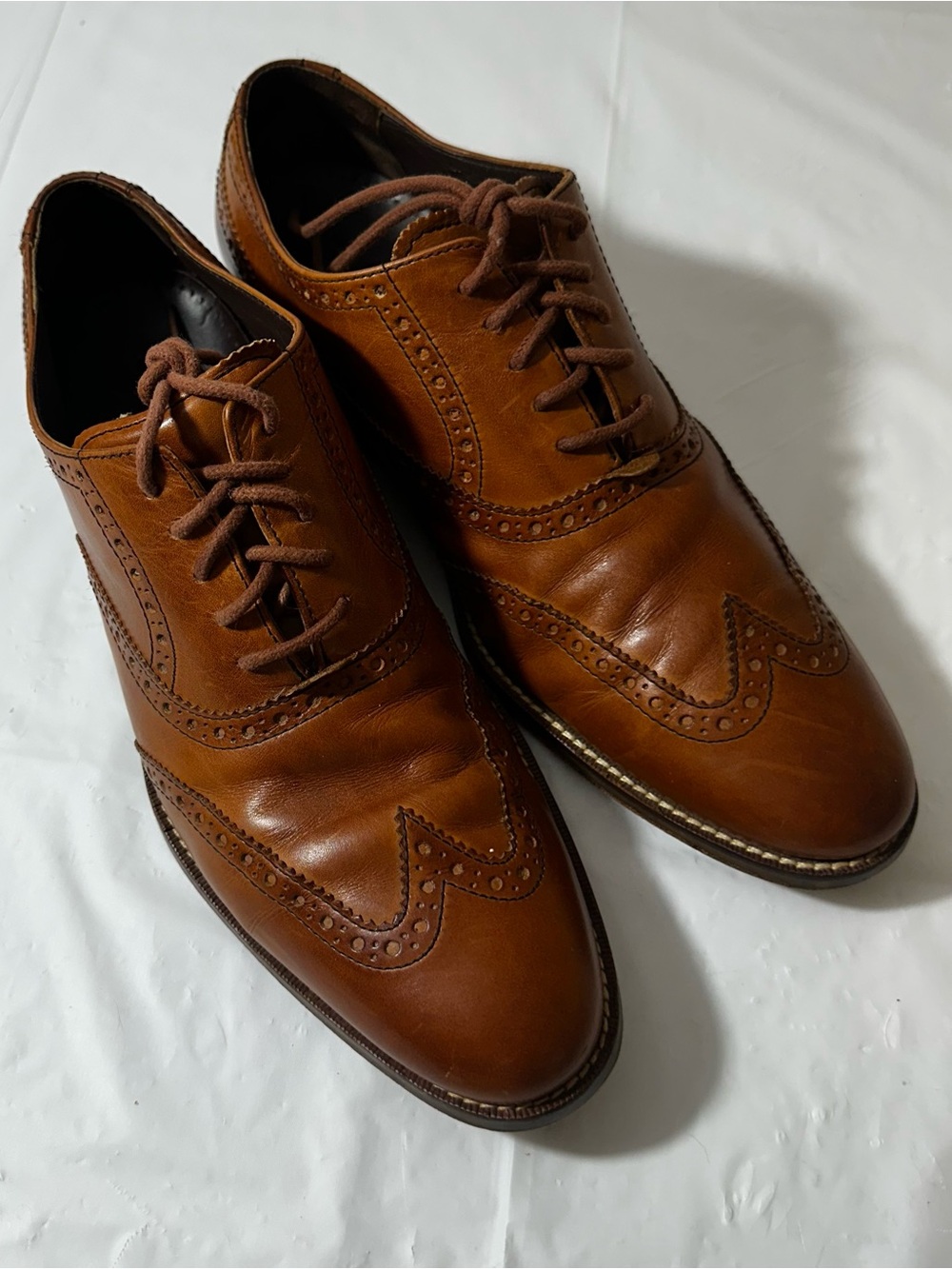 COLE HAAN Leather Wingtip Brogue Oxfords 9 MED